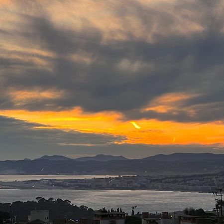 Agreable 3 Pieces Climatise Avec Vue Mer Et Parking Вильфранш-сюр-Мер Экстерьер фото