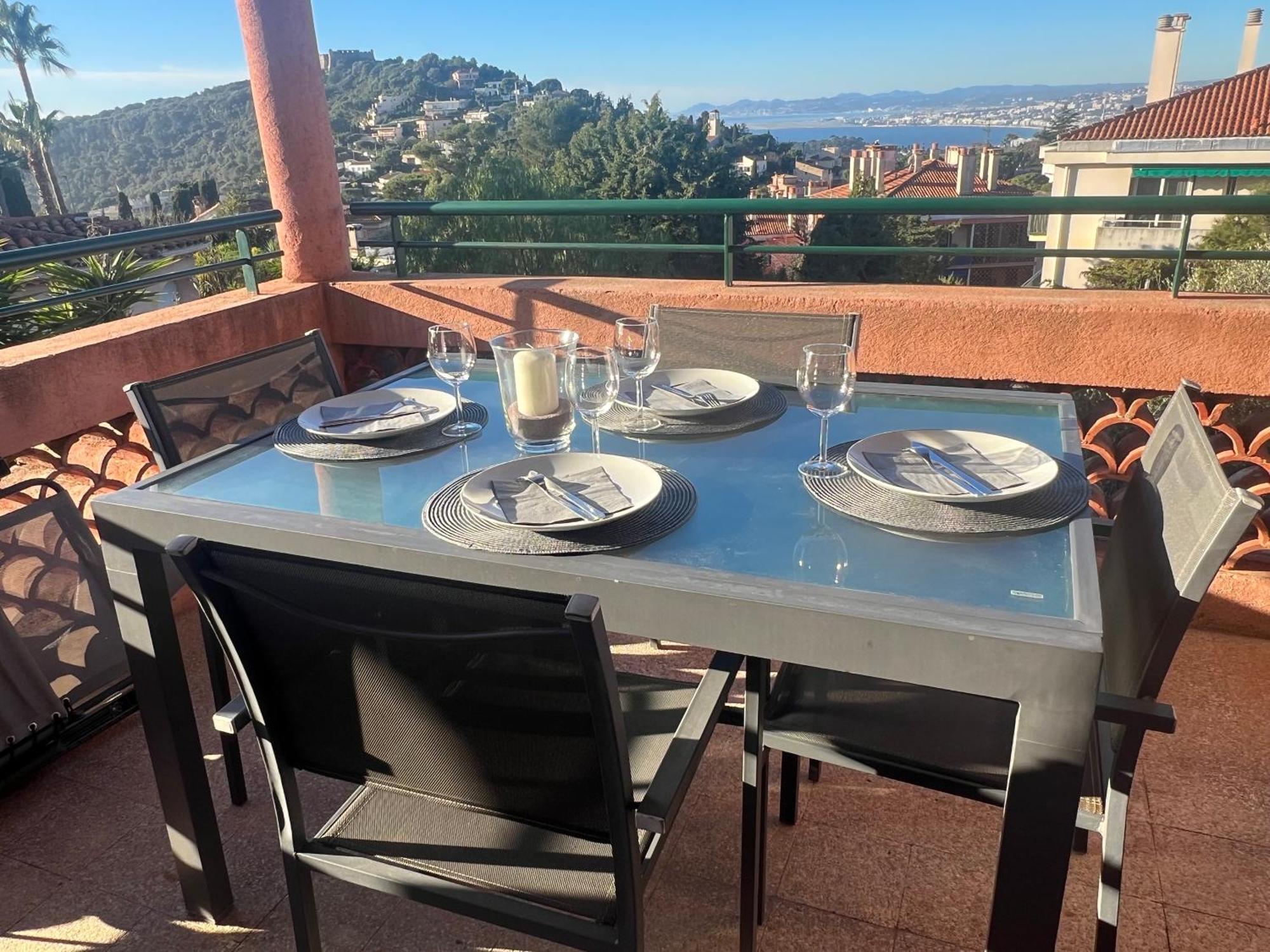 Agreable 3 Pieces Climatise Avec Vue Mer Et Parking Вильфранш-сюр-Мер Экстерьер фото
